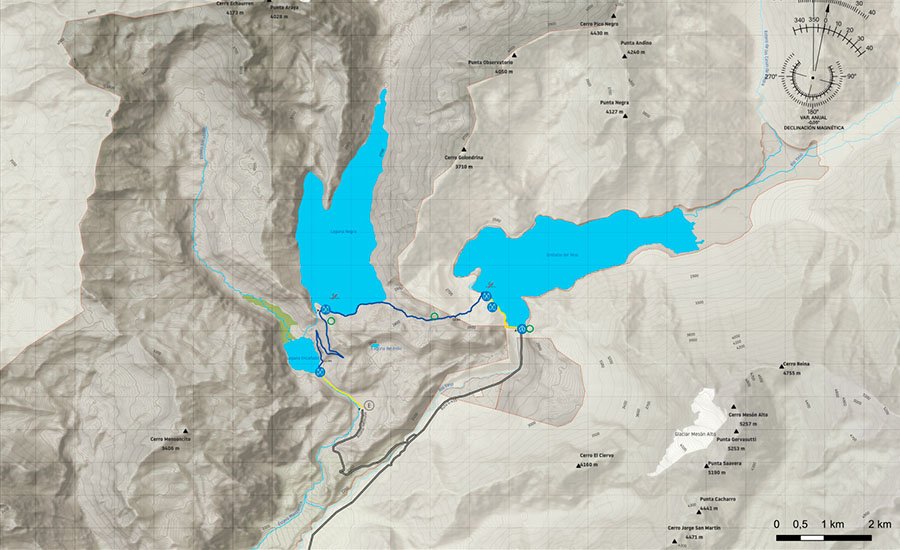 Parque El Yeso - Laguna Negra y montañas de la alta cordillera